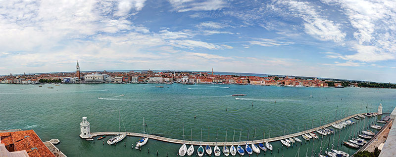 Preview venedig segelboothafen.jpg